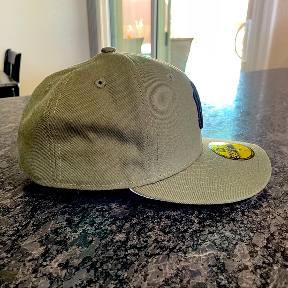 59FIFTY New Era-New York Hat Size 7 - Picture 7 of 10